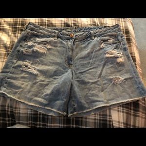 American Eagle size 18